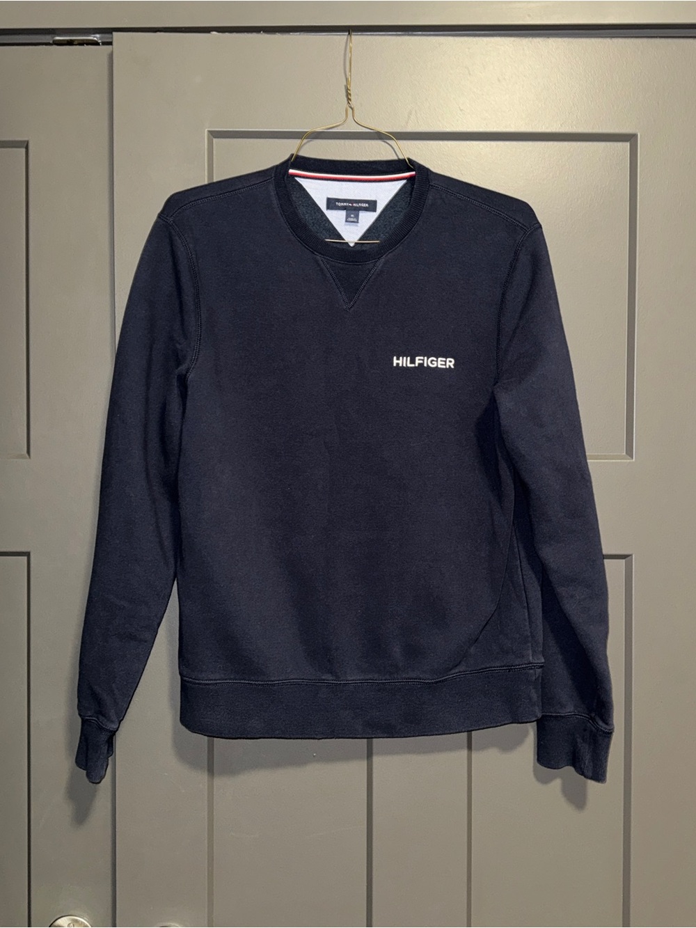 Tommy Hilfiger Men's Dark Navy Crewneck Sweatshirt with Chest Logo
